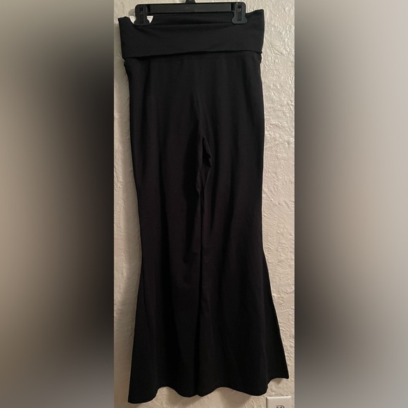 NWT aerie high rise, super flare black leggings with fold over waistband; size L - Picture 4 of 8